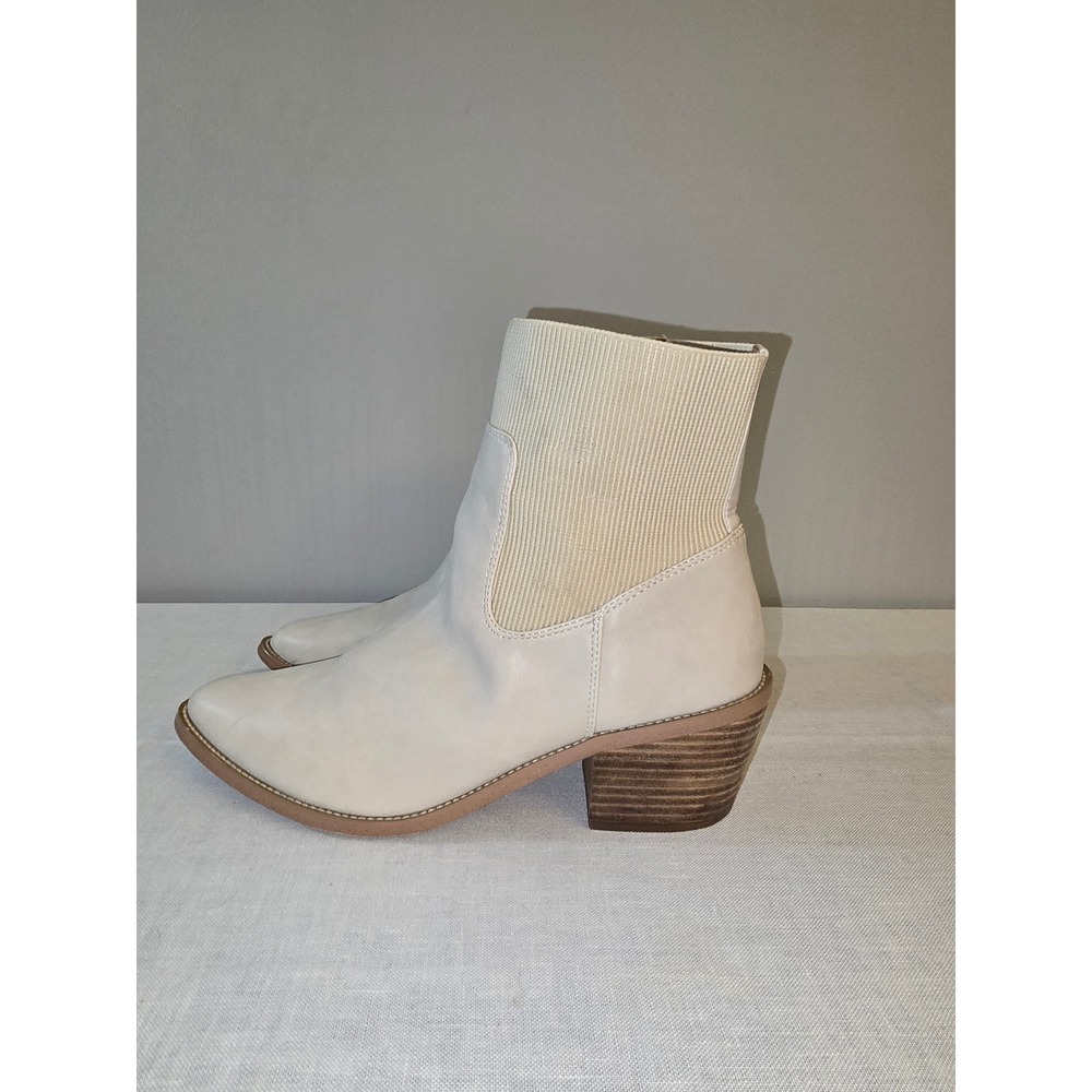 DV Dolce Vita Womens Oppry Ankle Boots Cream Pointed Toe Block Heel 10 Excellent